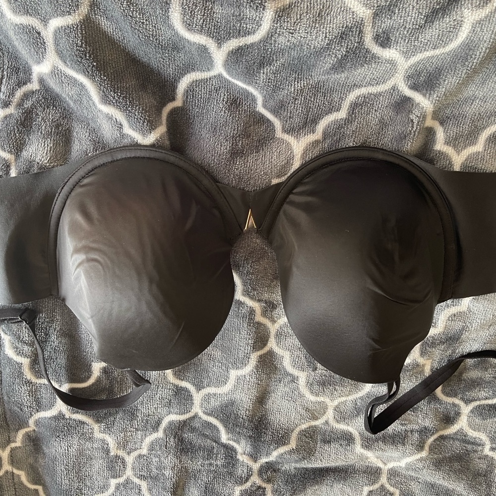 Victorias Secret lined Demi/double demo bra